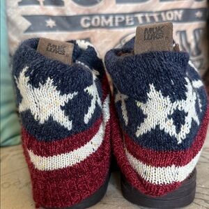Muk Luks- Navy, White, and Red Boots
Patriotic
Size 9
New